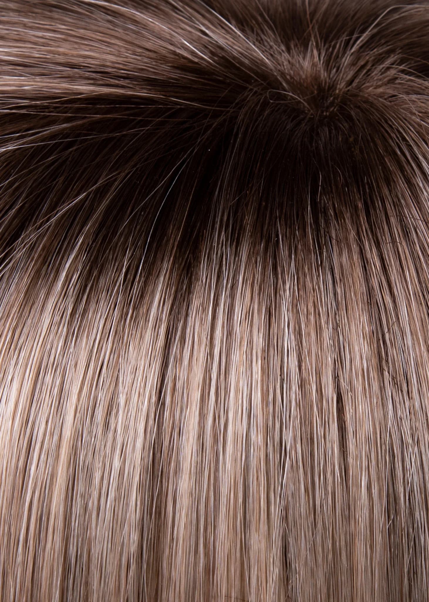 Champagne Shadow color swatch