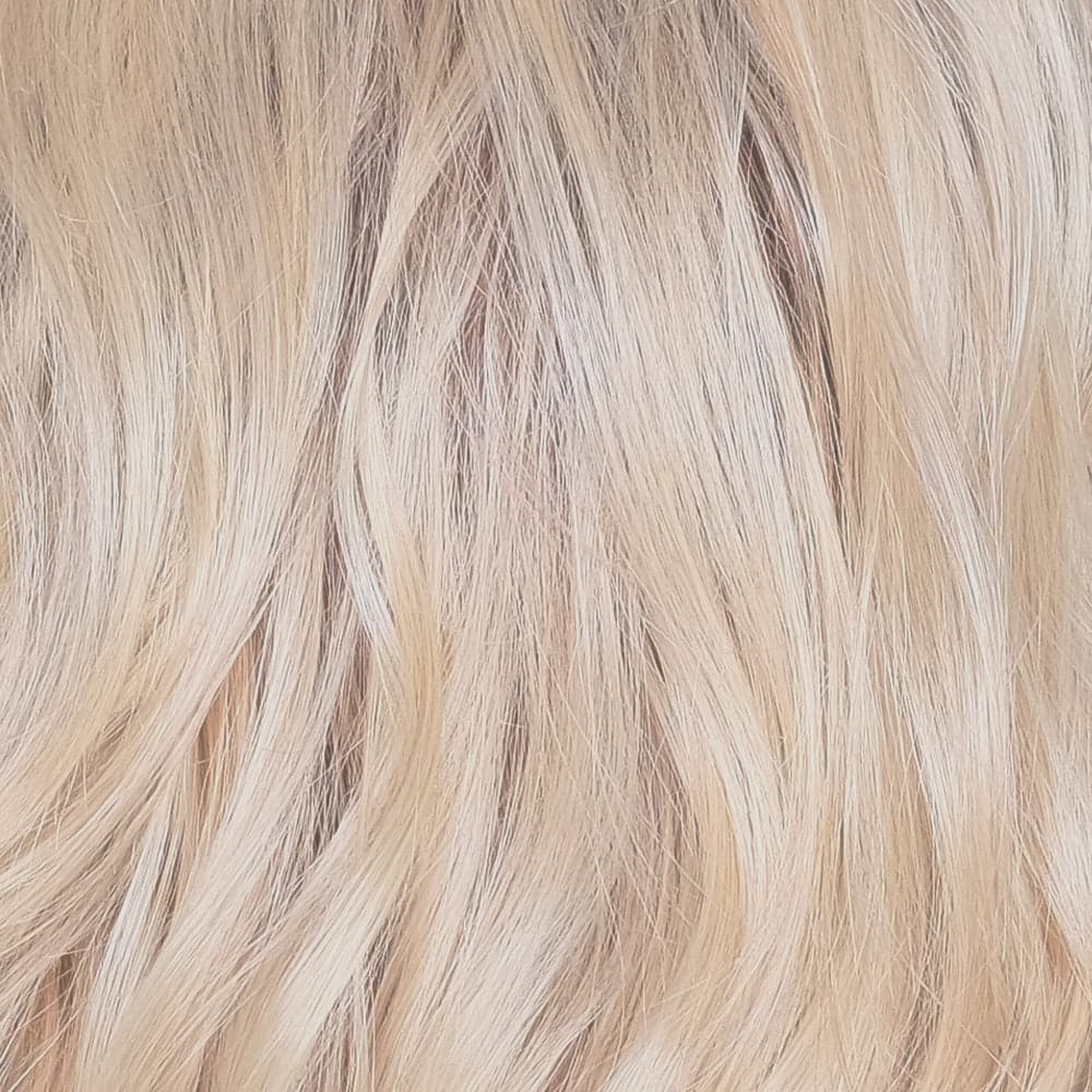 Champagne with Apple Pie color swatch by Belle Tress