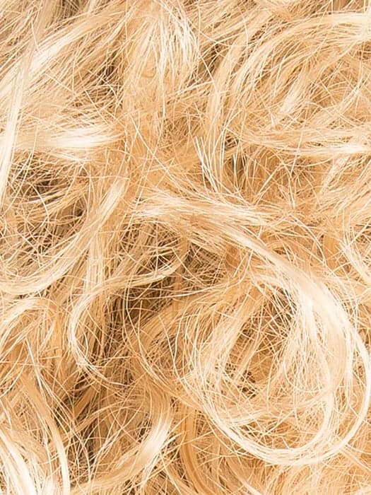 GINGER-BLONDE-ROOTED color swatch by Ellen Wille