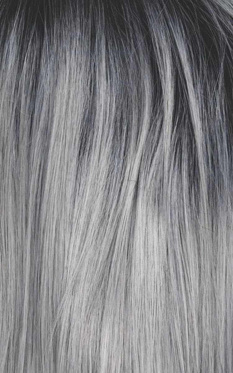 Silver Mist color swatch by Rene of Paris